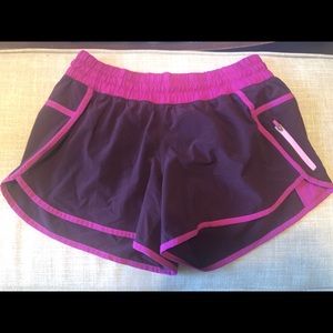 EUC Lululemon tracker shorts